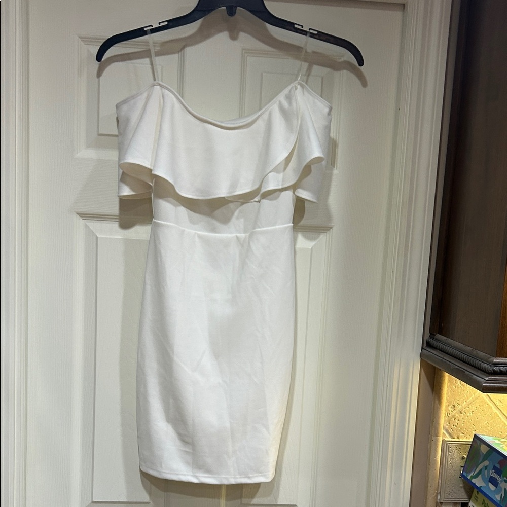 Solemio Strapless White Dress
